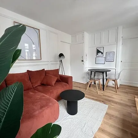 Appartement Cosy Coeur De Ville Et Gare Angers Exterior foto